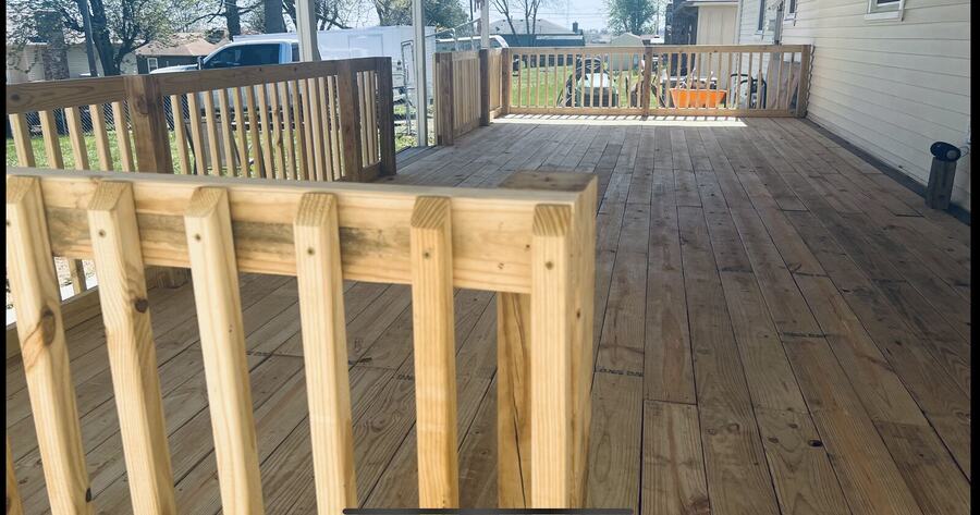 New deck and pergola after build
